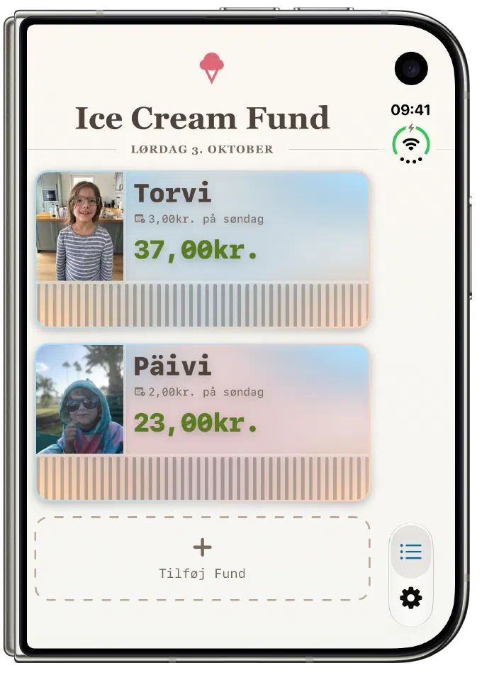 Ice Cream Funds hjemmeskærm på en sammenfoldet iPhone Duo